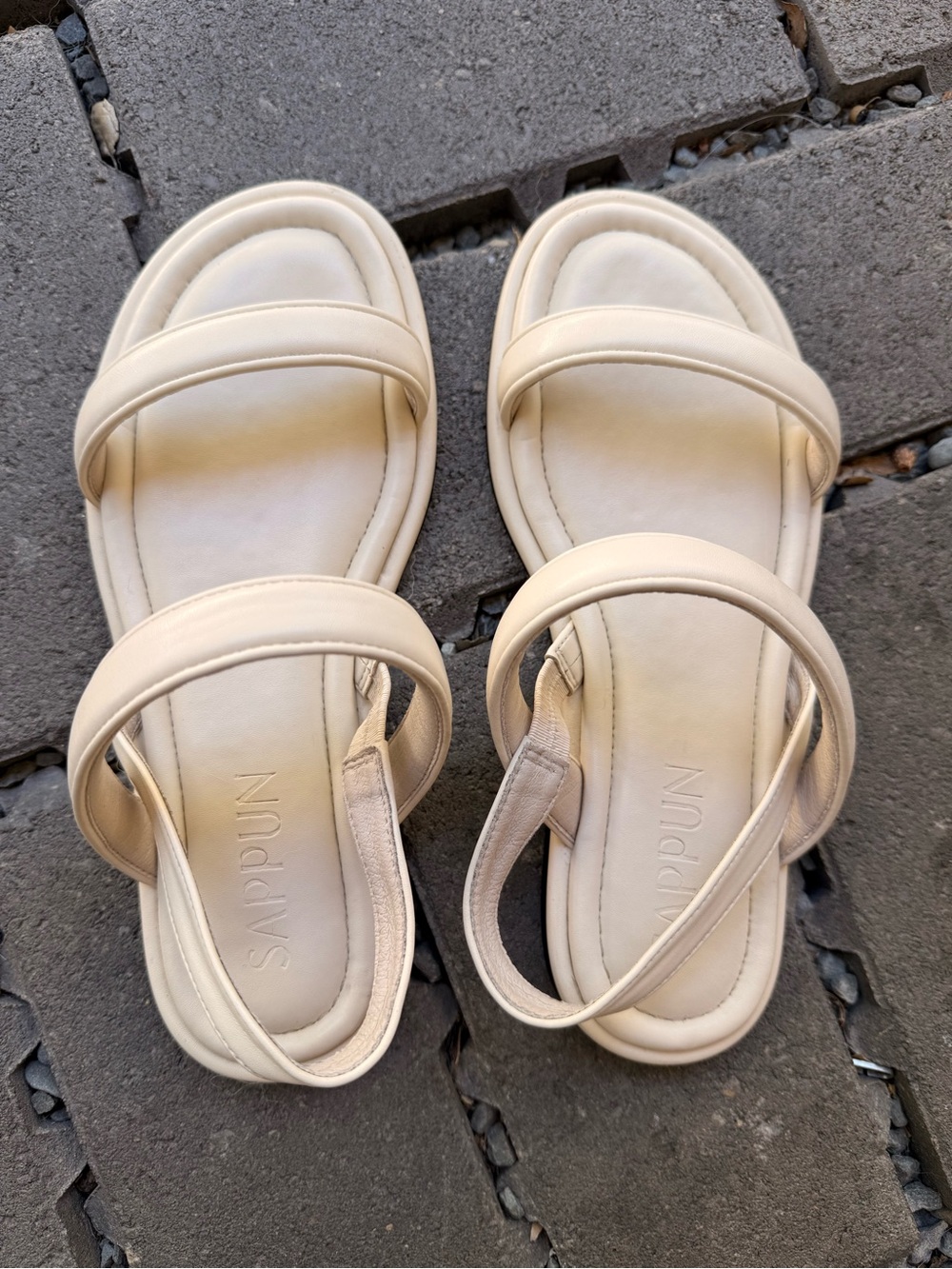 Minimalist Cream Double-Strap Sandals - Unbranded